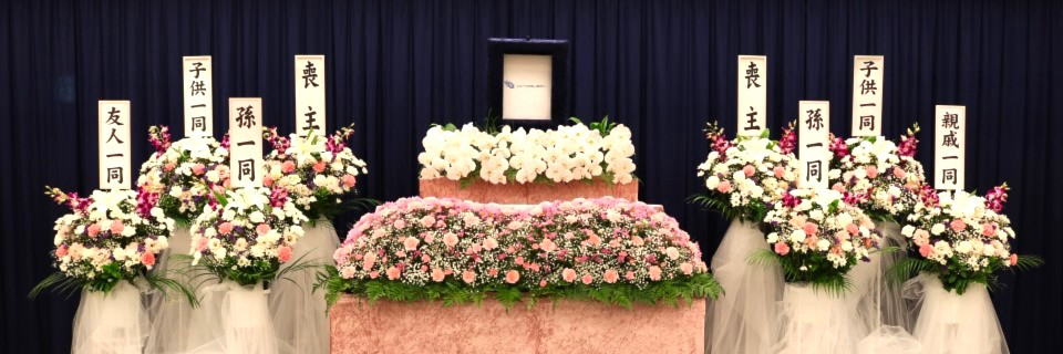 供花設営例（家族葬プラン）